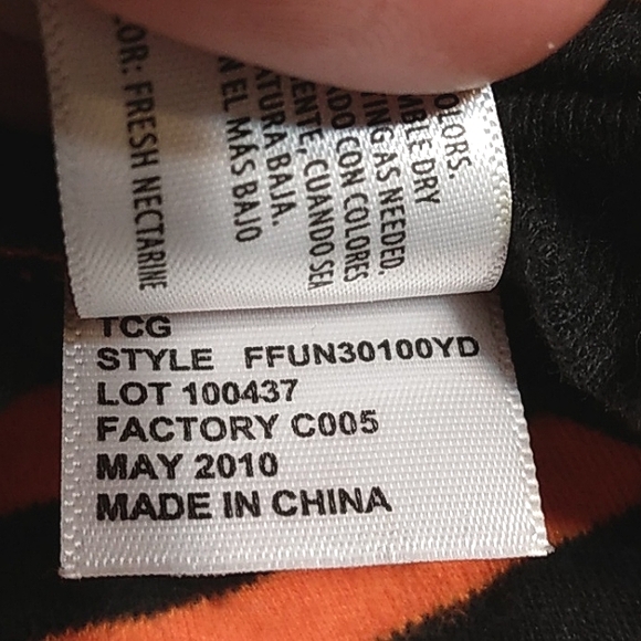 Adorable Newborn "My 1st Halloween" Bat theme sleep n play outfit~0-3mo. - Picture 11 of 14